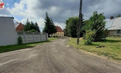 Zdjęcie do Kolejne remonty odcink&oacute;w gminnych dr&oacute;g wykonane.